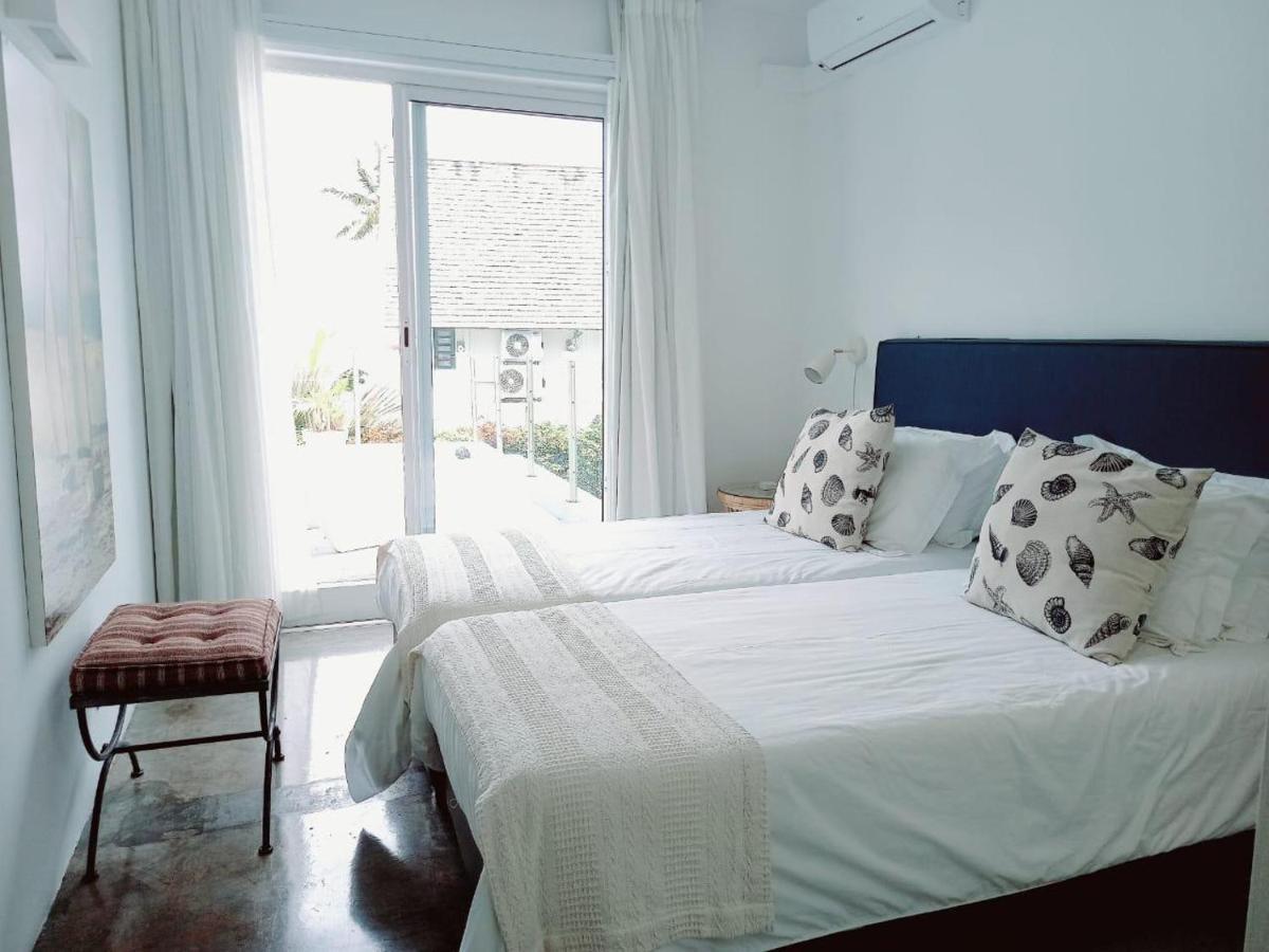 Villa Ximun Roches Noires エクステリア 写真